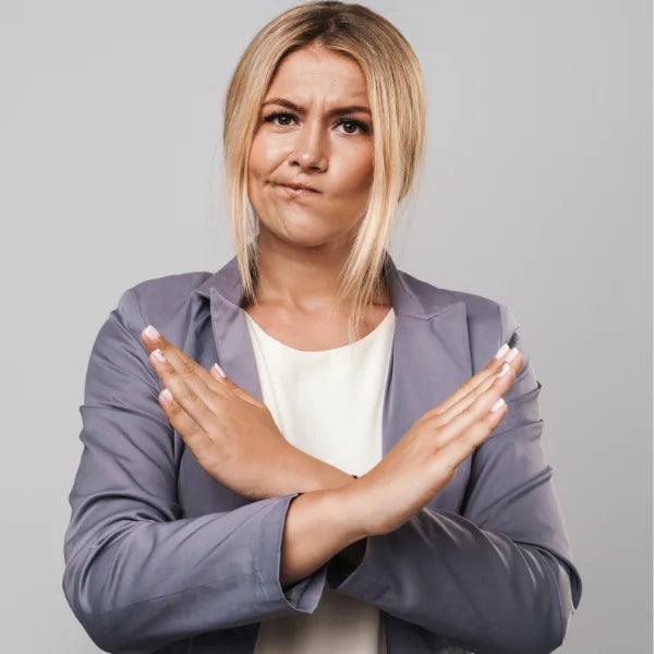 Blanchiment dentaire à la maison : 5 erreurs fréquentes à éviter absolument